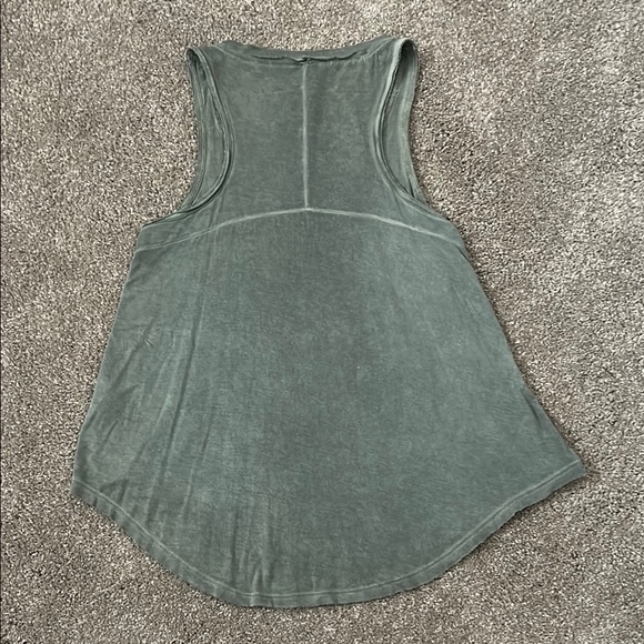 Z Supply Asymmetrical Green Tank Top - Picture 3 of 3